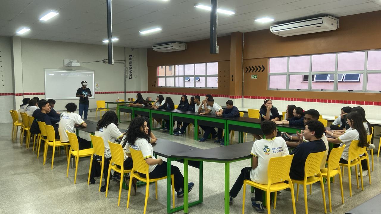 Dia aberto à Tecnologia movimenta Escolas do Futuro de Goiás 