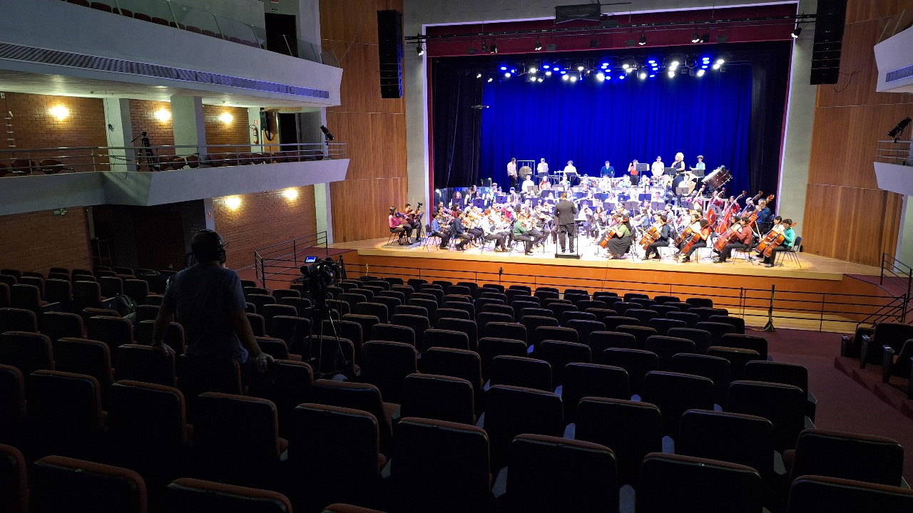 Orquestras Sinfônicas Jovem de Goiás e Pedro Ludovico Teixeira gravaram vinheta do JA1 da TV Anhanguera