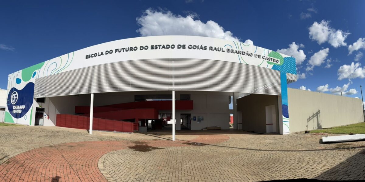 Professora da Escola do Futuro de Goiás é premiada na COP30 por projeto de reflorestamento com tecnologia sustentável 