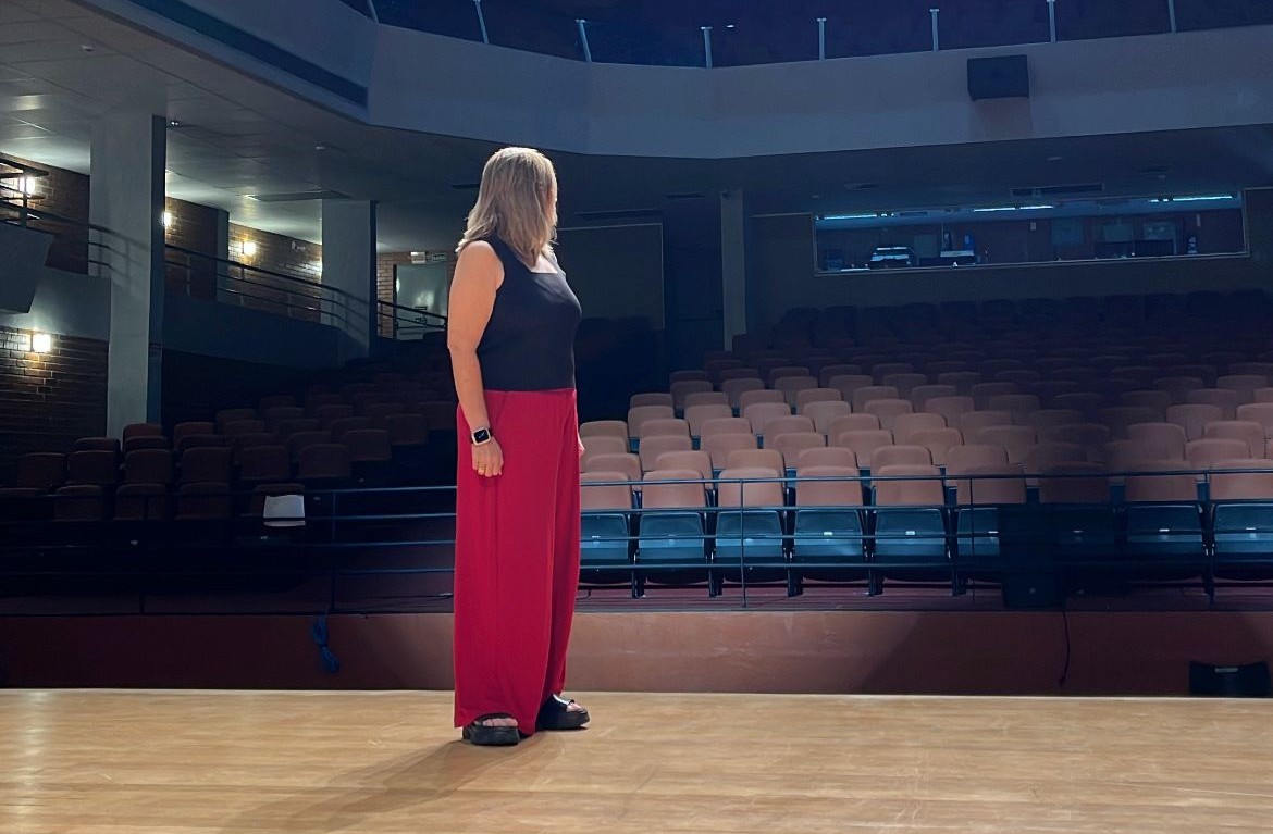 Coordenadora de Dança da EFG Basileu França é tema de documentário de aluno da UEG