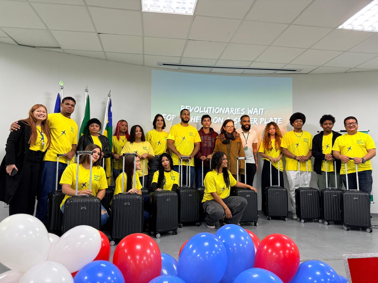 Intercâmbio Goiás Pelo Mundo leva profissionais e estudantes das EFGs a três países 