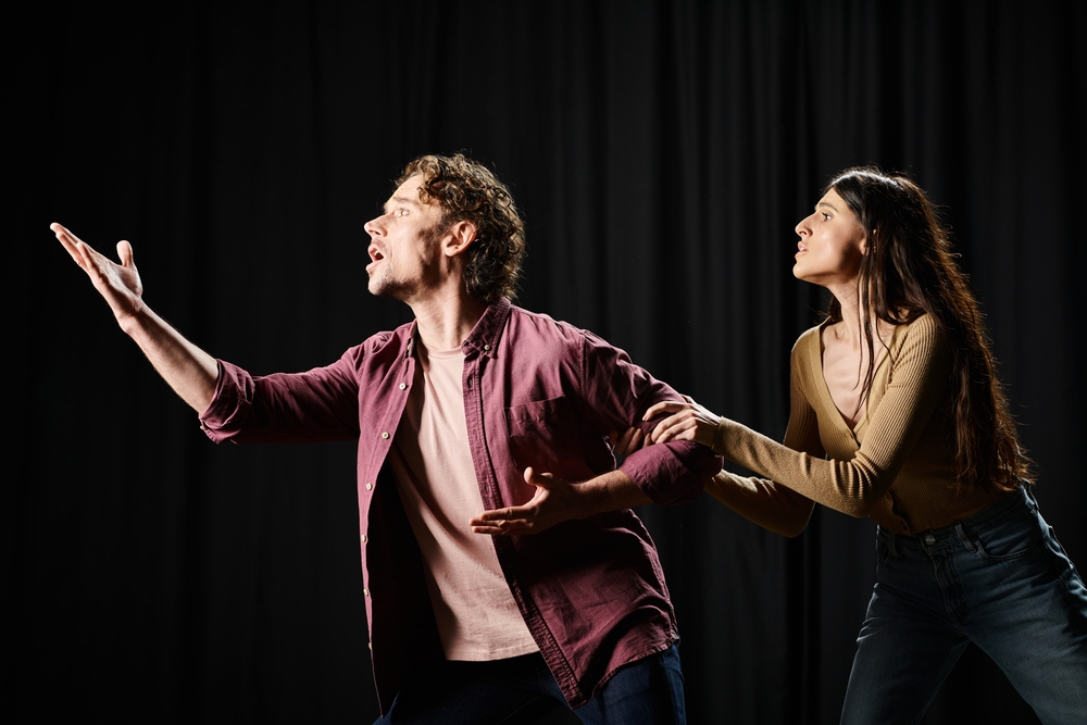 Cia Jovem do Teatro Escola Basileu França - CIABF