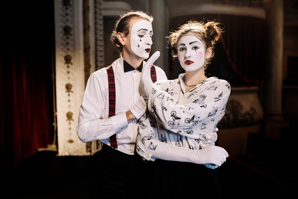 Formação Artística Avançada em Teatro