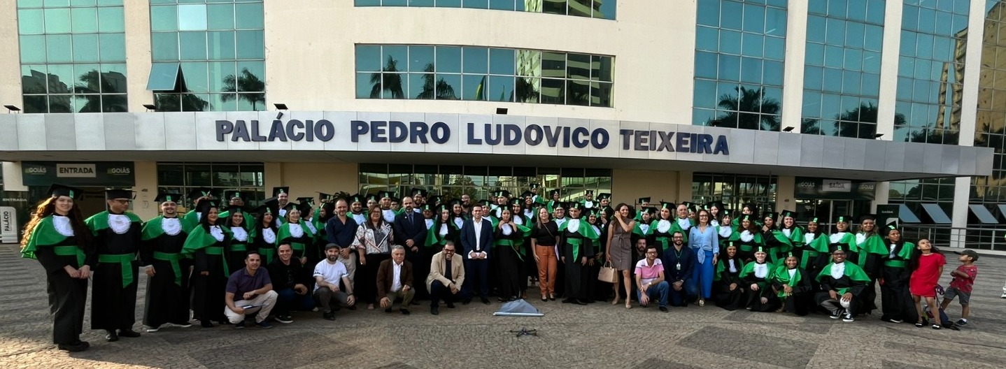 Escolas do Futuro de Goiás formam primeira turma de alunos dos cursos técnicos profissionalizantes gratuitos em Goiás 