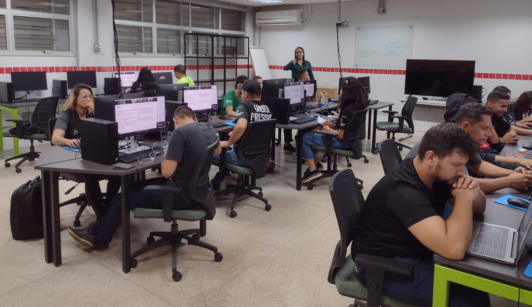 Escola do Futuro de Goiás ganha prêmios em competição nacional de Startups