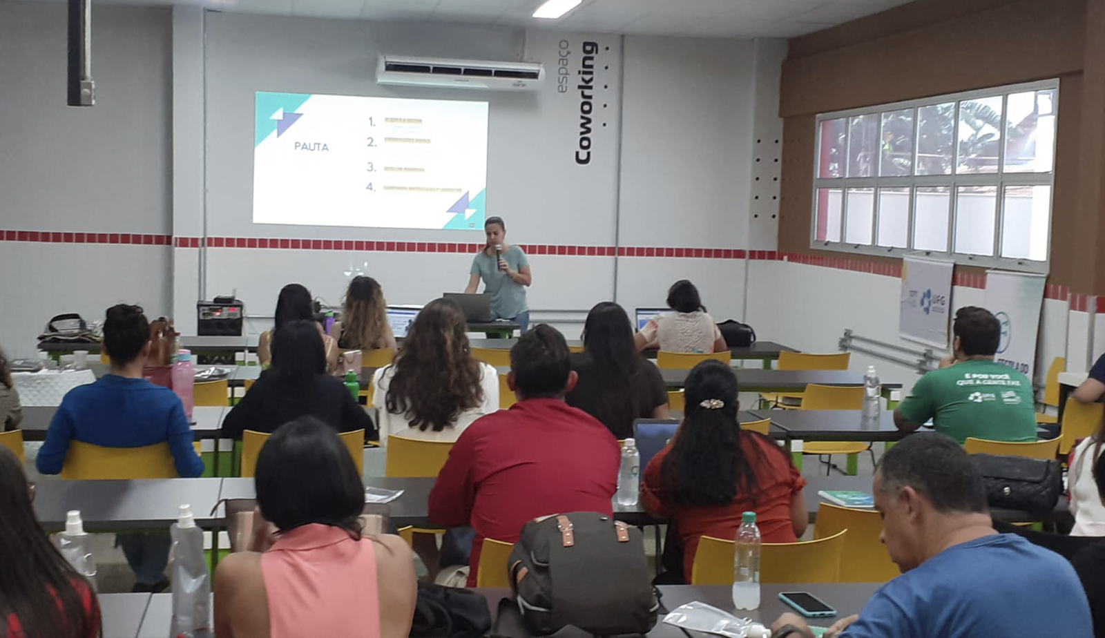 Gestores das EFGs passam por treinamento para início do ano letivo 